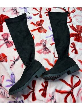 SHEIN Black Over-the-Knee Lug Sole Ankle Boots